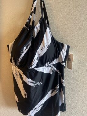 NWT Raisins Curve Tankini Black and White Rosalie Women 22W $58